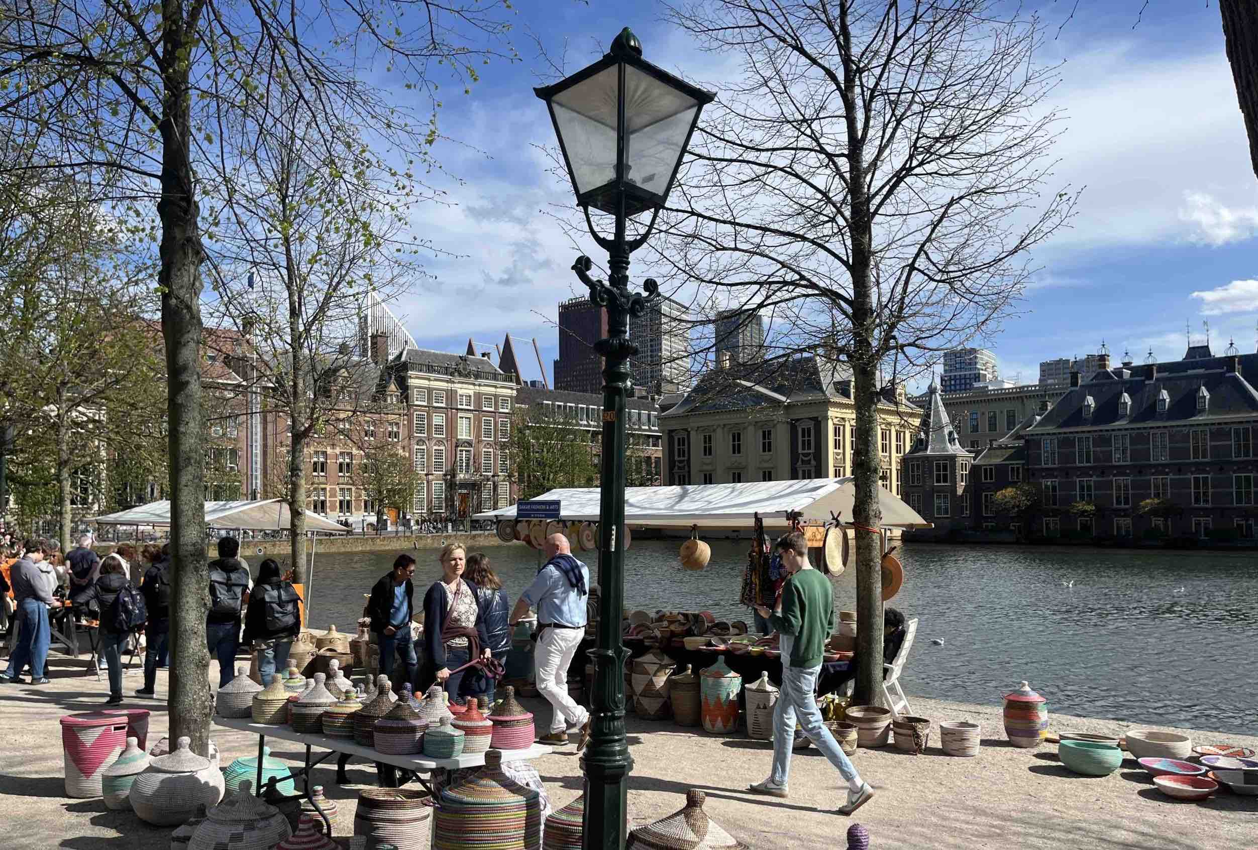 the hague hofvijver market citytrip activity